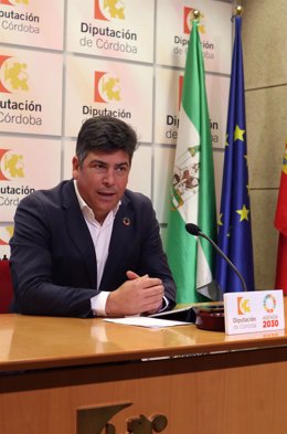 El delegado de Cohesión Social, Consumo, Participación Ciudadana y Protección Civil de la Diputación de Córdoba, Rafael Llamas