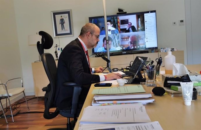 El conseller d'Interior, Miquel Buch, en la reunió del Consell Executiu celebrada per videoconferncia