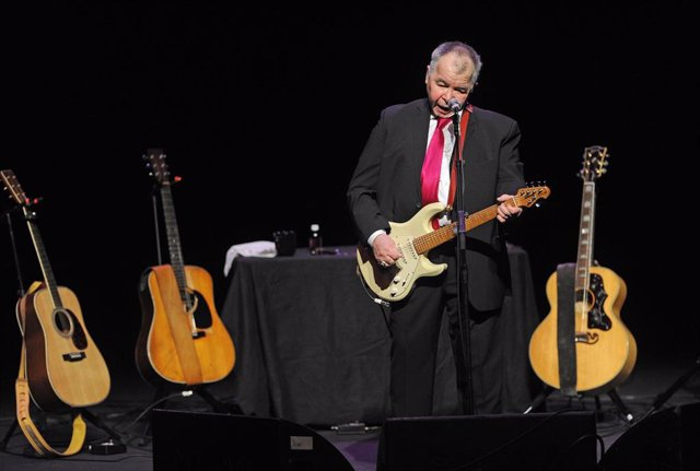 October 16, 2015 - Melbourne, Florida, United States - American folk singer-songwriter John Prine performs at the King Center for the Performing Arts in Melbourne, Florida on October 16, 2015. (Paul Hennessy/Contacto)