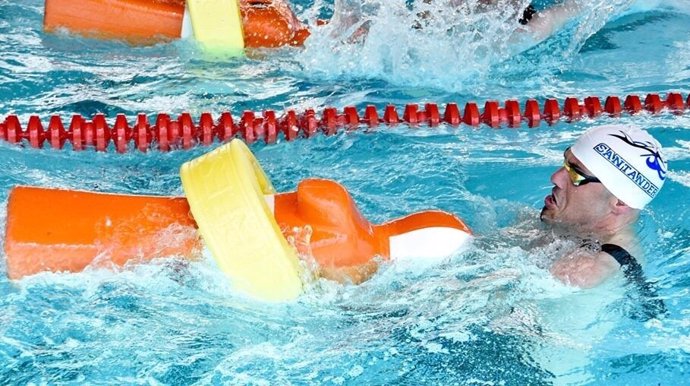 Pruebas de piscina del Campeonato de España Máster de Salvamento y Socorrismo celebrado en 2019 en Cantabria