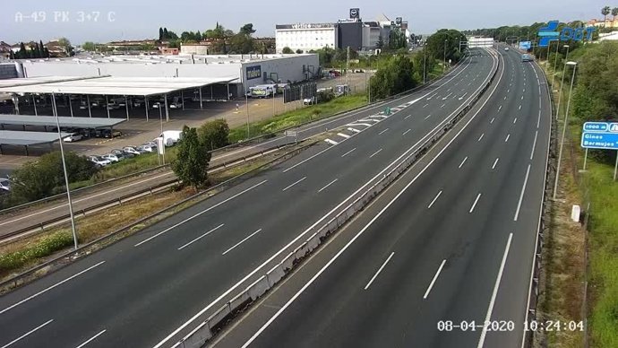Imagen de la carretera A-49 durante el periodo de alarma por el coronavirus