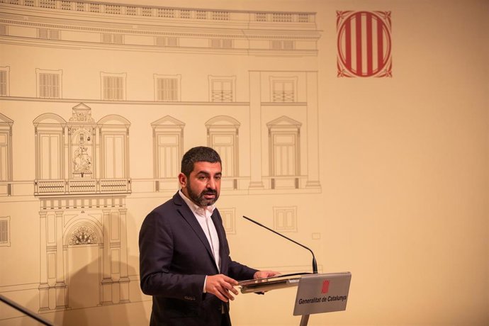 El conseller de Trabajo, Asuntos Sociales y Familias de la Generalitat, Chakir el Homrani. (archivo)