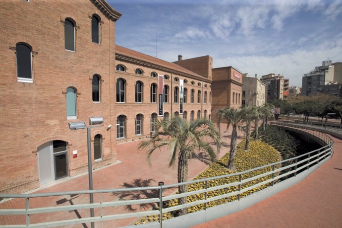 Biblioteca de L'Hospitalet de Llobregat