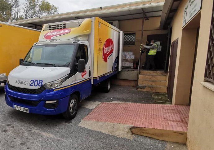 Famadesa donación material de protección