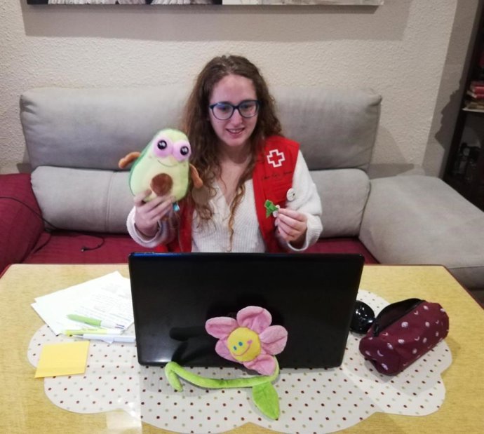 Voluntaria de Cruz Roja Juventud