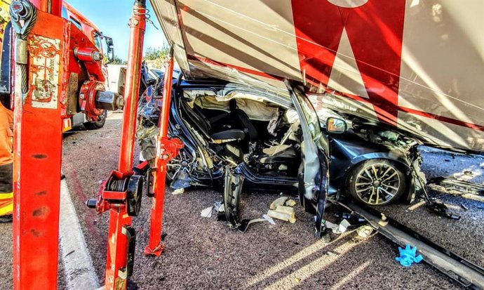 Imagen de archivo de un accidente en la A7 en Paterna