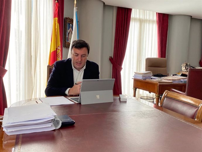 El presidente de la Diputación de A Coruña, Valentín González Formoso, durante una videconferencia por la crisis sanitaria del COVID-19