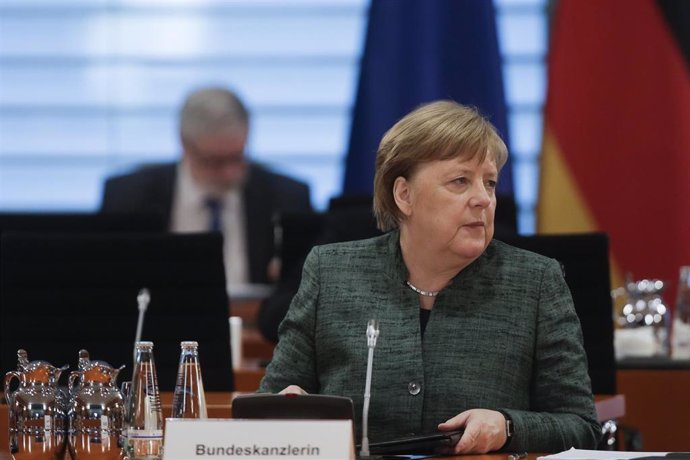 08 April 2020, Berlin: German Chancellor Angela Merkel attends the weekly cabinet meeting at the Federal Chancellery. Photo: Markus Schreiber/AP POOL/dpa