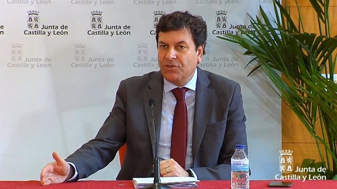 Captura de la comparecencia de Fernández Carriedo en la rueda de prensa on line sobre las medidas económicas por el coronavirus.