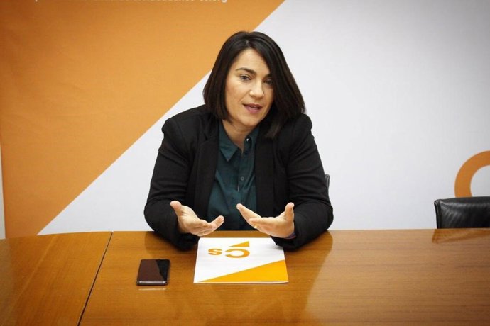 La diputada nacional y portavoz de pesca de Cs en el Congreso de los Diputados, María del Carmen Martínez, en una rueda de prensa