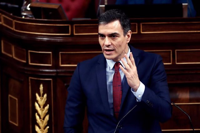 El presidente del Gobierno, Pedro Sánchez, durante su intervención en el pleno celebrado este jueves en el Congreso para aprobar una nueva prórroga del estado de alarma.