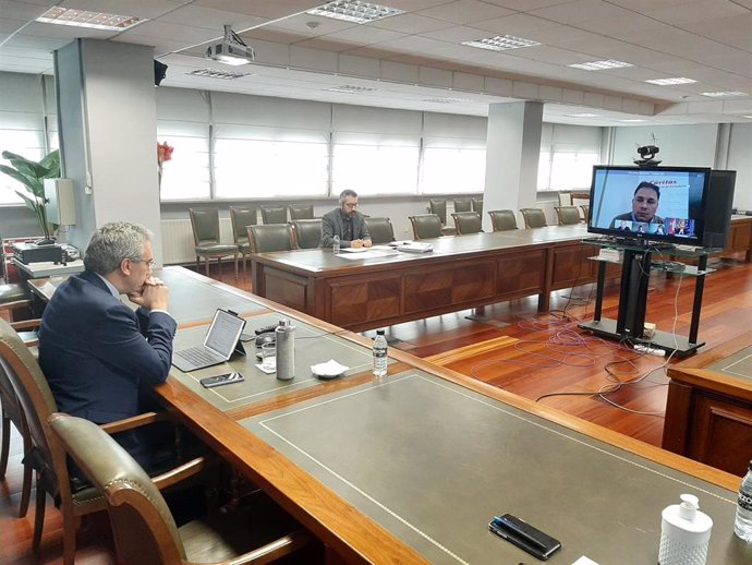 Imagen de Izquierdo durante la reunión telemática con representantes del Tercer Sector