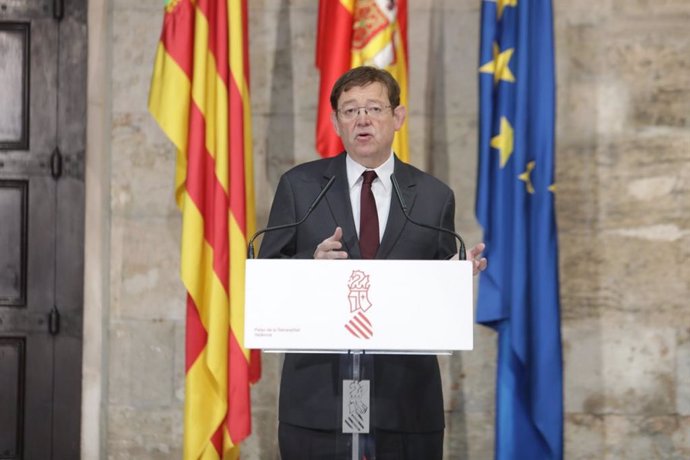 Compareixena de Ximo Puig en el Palau de la Generalitat