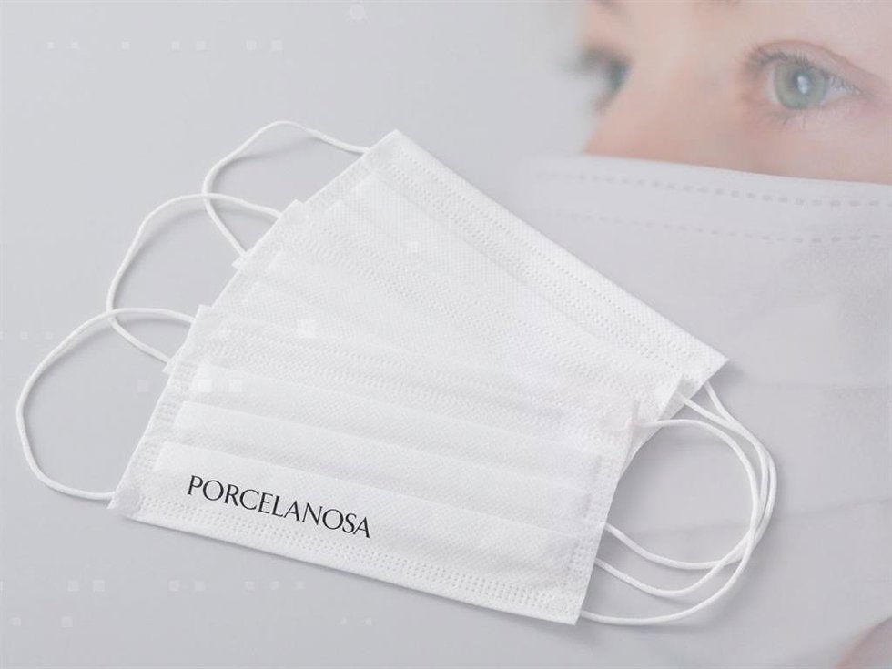Porcelanosa dona mascarillas a los hospitales