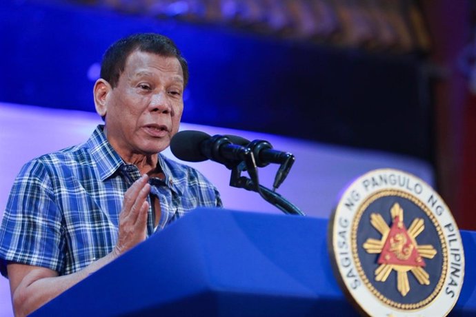 Coronavirus.- Duterte transmite un mensaje de "paz y amor" en plena pandemia y s