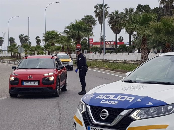 Control Policía Local en Cádiz