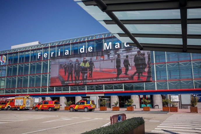 Fachada del Hospital temporal de la Comunidad de Madrid habilitado en IFEMA para pacientes con coronavirus, en Madrid (España) a 3 de abril de 2020.
