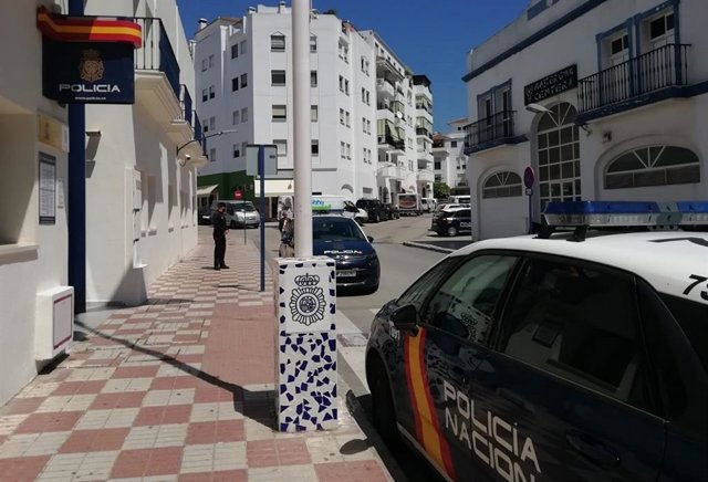 Comisaría de la Policía Nacional en Estepona (Málaga)