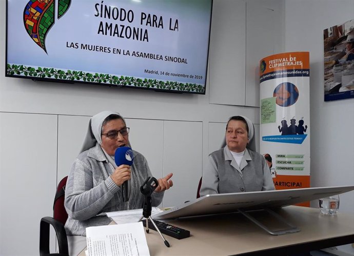 Imagen de archivo de religiosas de la Congregación de las Misioneras Lauritas, participantes en el Sínodo de la Amazonía, Inés Zambrano y Alba Teresa Cediel