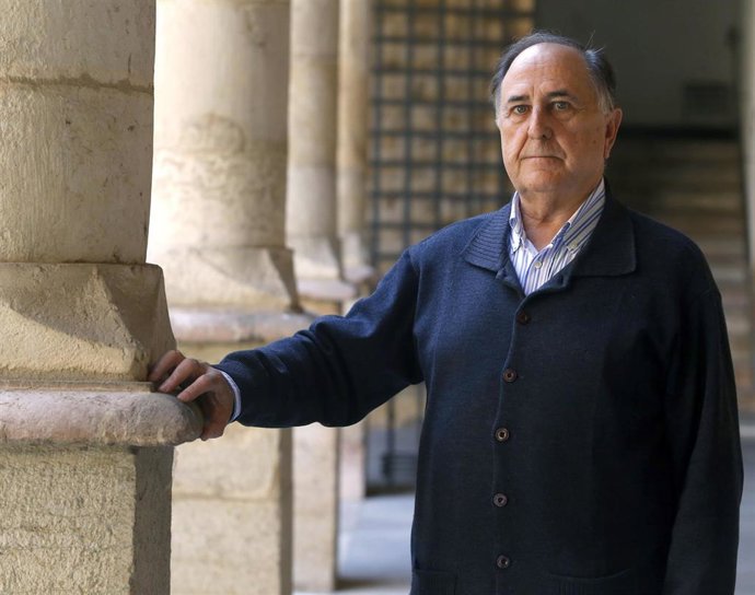 Antonio Trobajo, el deán de la Catedral de León,