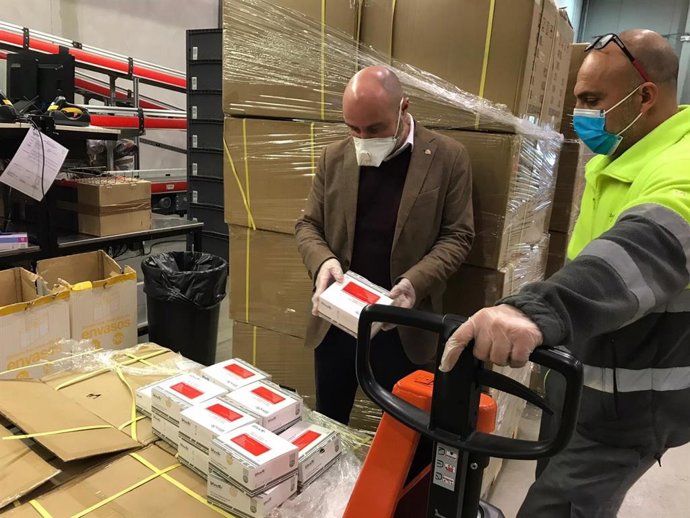 El Ministerio de Sanidad impulsa en España el ensayo europeo Epicos en sanitarios