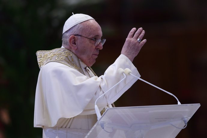 El Papa imparte su bendición 'Urbi et Orbi', en Roma (Italia) a 12 de abril de 2020