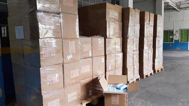 El Gobierno de España entrega 228.000 mascarillas en Asturias para su distribución desde este lunes