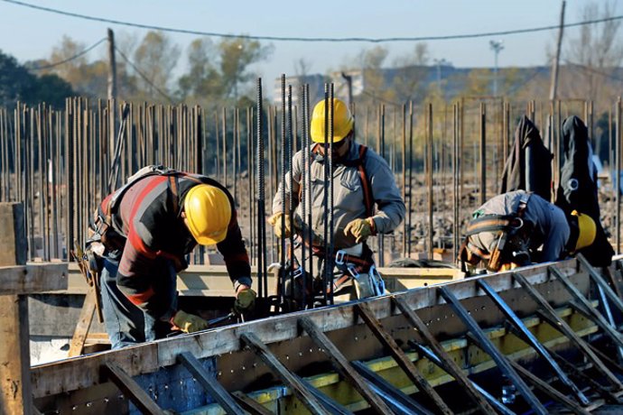 Economía/Empresas.- El Colegio de Ingenieros pide al Gobierno que dé "pautas" de prevención ante reinicio de las obras