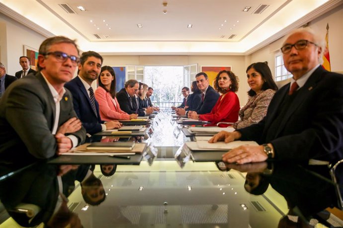 Primera reunió de la taula de dileg encapalada pel president del Govern, Pedro Sánchez, i el president de la Generalitat, Quim Torra.