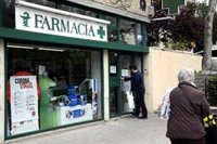 Los tres últimos arrestados por atracar farmacias en Madrid acumulaban 69 detenciones previas