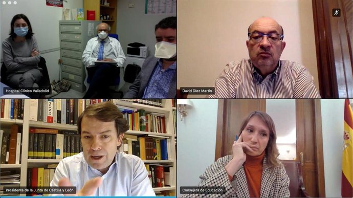 Fernández Mañueco durante la videoconferencia con una representación de los investigadores
