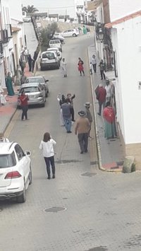 El Ayuntamiento de Villanueva de los Castillejos (Huelva) condena la concentración para celebrar la romería