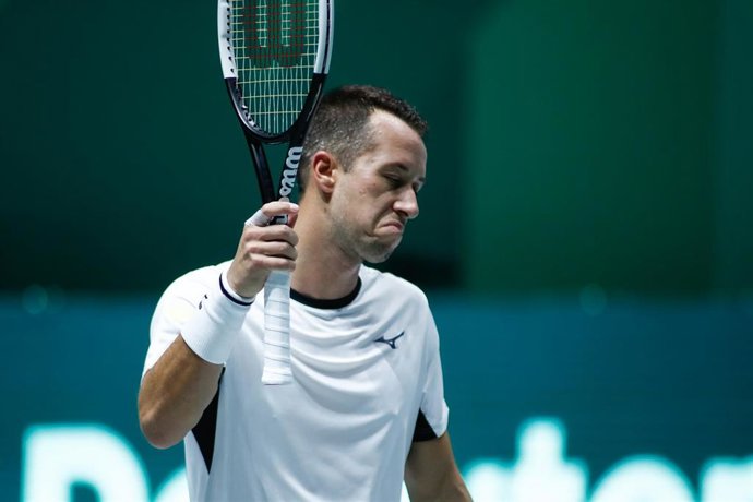 El tenista alemán Philipp Kohlschreiber se lamenta durante las Finales de la Copa Davis de Madrid