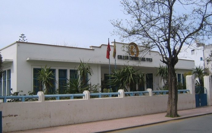 Colegio español Luis Vives en la localidad de Larache (Marruecos).
