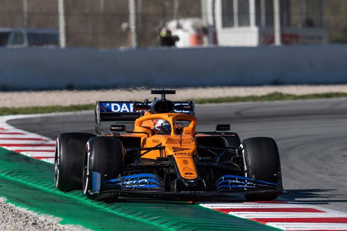Carlos Sainz al volante de su McLaren