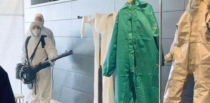 Labores de desinfección de la Armada Española