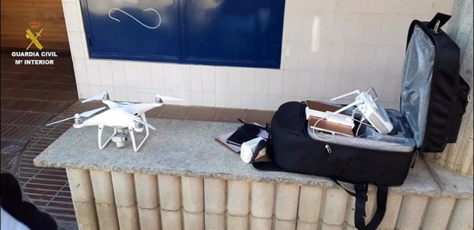 El dron que va trobar la Gurdia Civil a Puigcerd (Girona) d'una persona que s'estava saltant el confinament