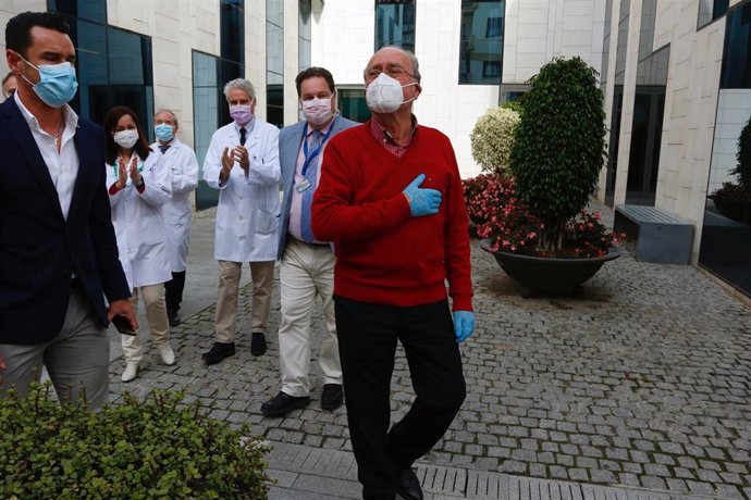 El alcalde de Málaga, Francisco de la Torre, ha sido dado de alta después de ser  operado de un hematoma subdural crónico. Málaga a 14 de abril del 2020