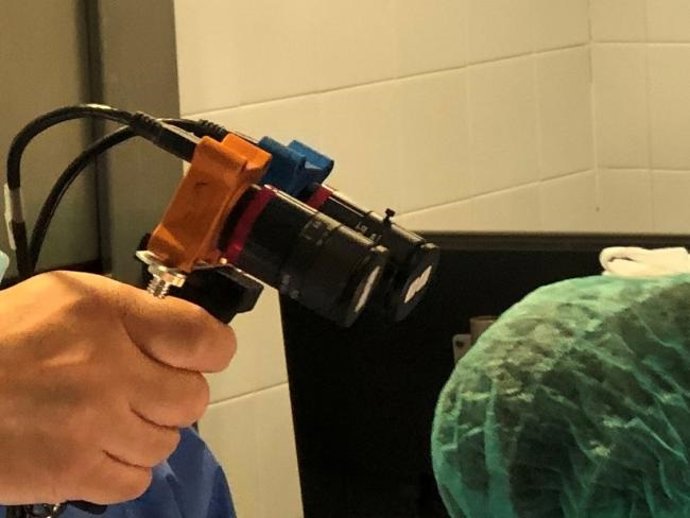 Investigadores reciben financiación estatal par aun dispositivo que permita "ver" el Covid en superficies