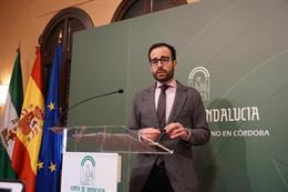 Empleo informa a empresas de Rabanales 21 en Córdoba sobre medidas económicas para paliar la crisis del covid-19 El delegado de Empleo y Economía, Ángel Herrador, en una imagen de archivo