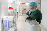 Las muertes por Covid-19 en España vuelven a bajar a 523 en 24 horas, mientras repuntan los casos confirmados