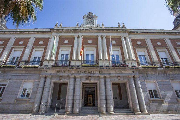 Fachada de la sede del Ayuntamiento de Huelva.