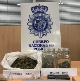 Imagen de la droga requisada en una tienda de tatuajes de Madrid.
