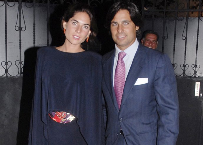 Francisco Rivera se encuentra con Lourdes Montes y los tres hijos de este, confinados en Ronda