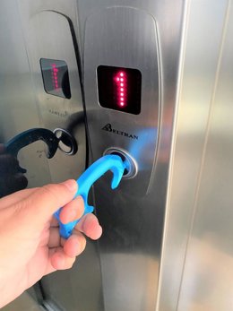 El Ayuntamiento de Pamplona participa en la iniciativa de impresión 3D de dispositivos 'non-touch'.