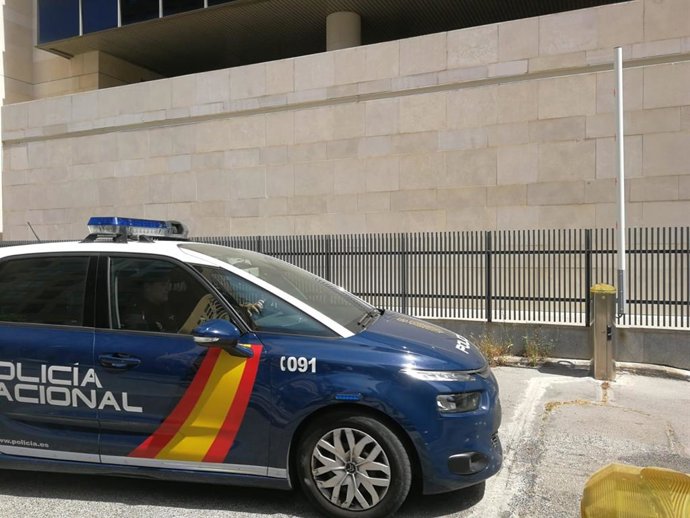 Llegada de un furgón a la Ciudad de la Justicia