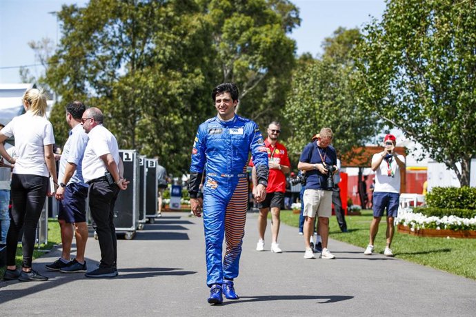 El piloto español Carlos Sainz, en el circuito de Albert Park.