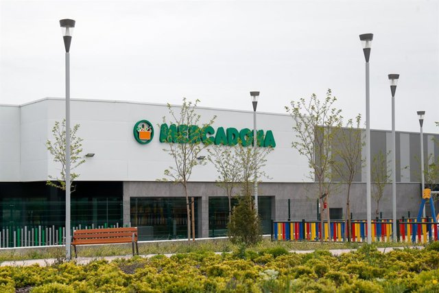 Coronavirus.- Mercadona entrega 97,5 toneladas de productos de primera necesidad