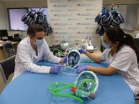 El Hospital Infanta Leonor adapta una máscara de buceo para pacientes Covid-19