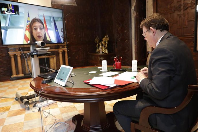 Reunión de Pascual y Puig